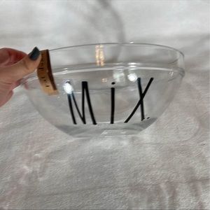 LISTING ON HOLD‼️- Rae Dunn mixing bowl